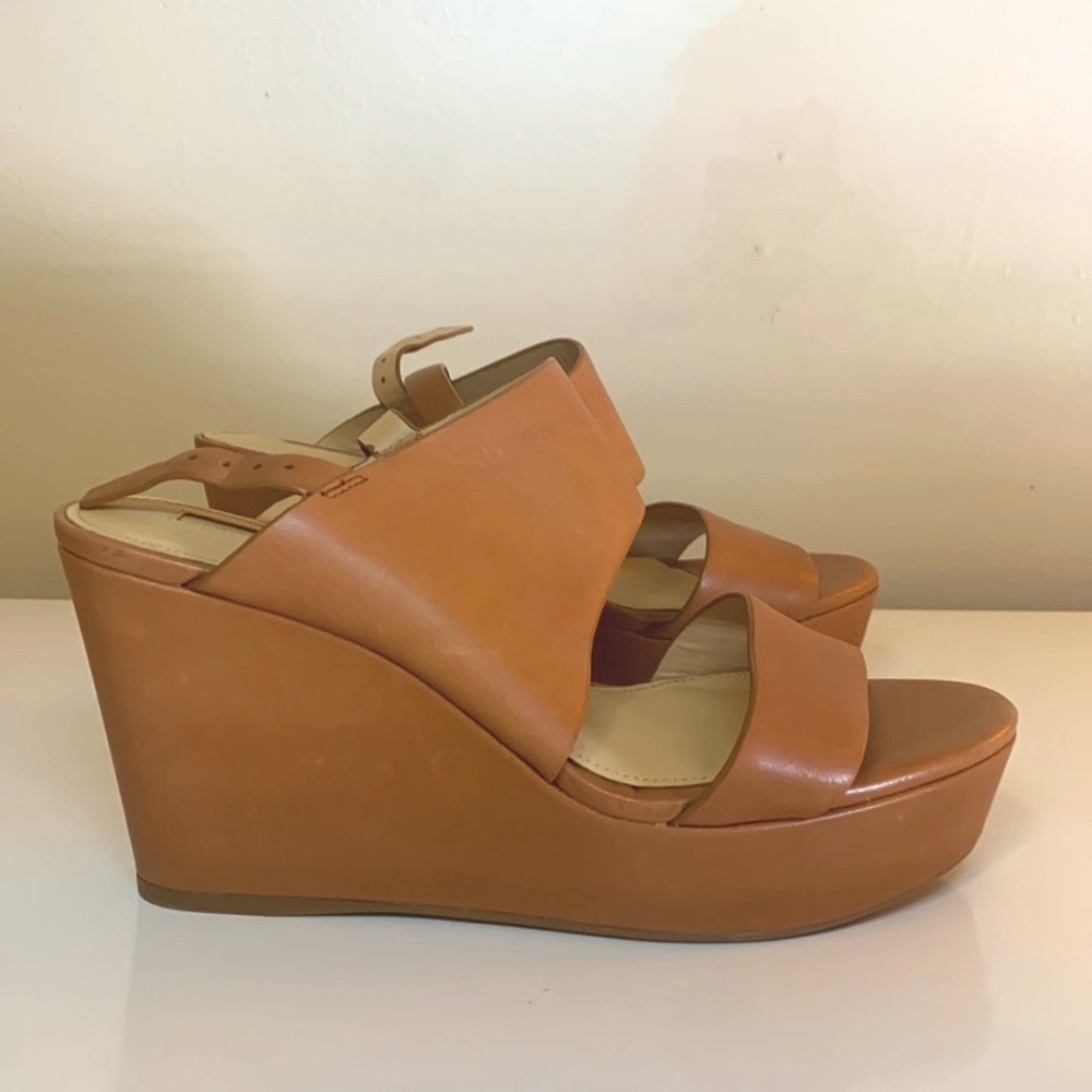 Antonio Melani wedge platform sandals
